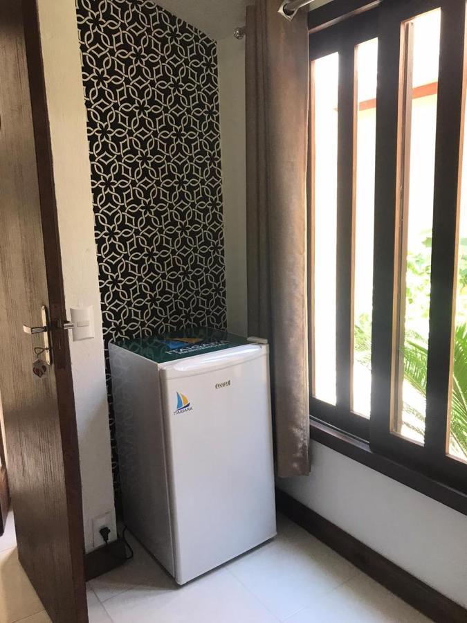 Itaigara 80 Metros Da Praia Бомбиняс Екстериор снимка
