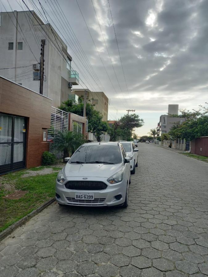 Itaigara 80 Metros Da Praia Бомбиняс Екстериор снимка